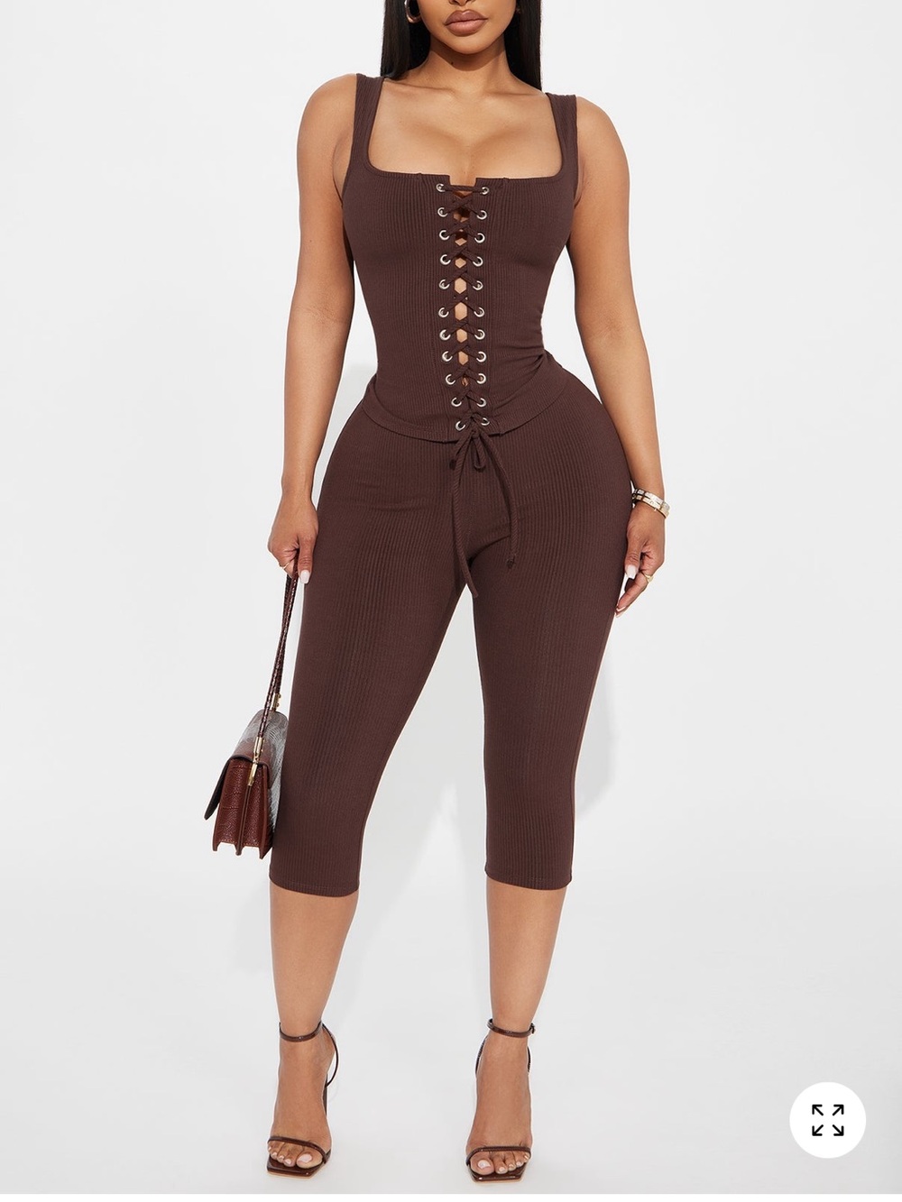 Fashion nova carina snatched capri pant set